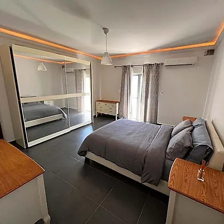 Superb 3 Bedroom Maisonette In * Naxxar